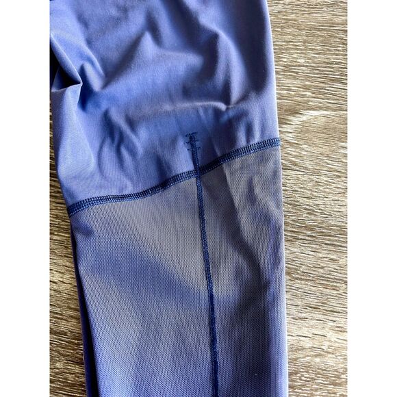 EUC Lululemon Breathe Easy Mesh Back Panel Crop Leggings | Cadet Blue | Size 6 - Picture 7 of 10